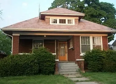 227 Perry St photo 1