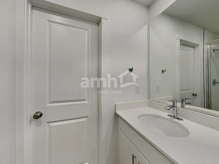 26199 E Calhoun Cir — Photo 9