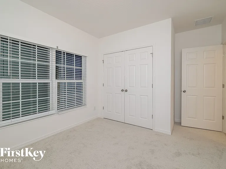 845 Avenal Ln — Photo 12