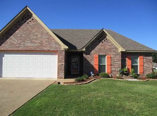 110 Woodridge Dr, Flora, MS 39071