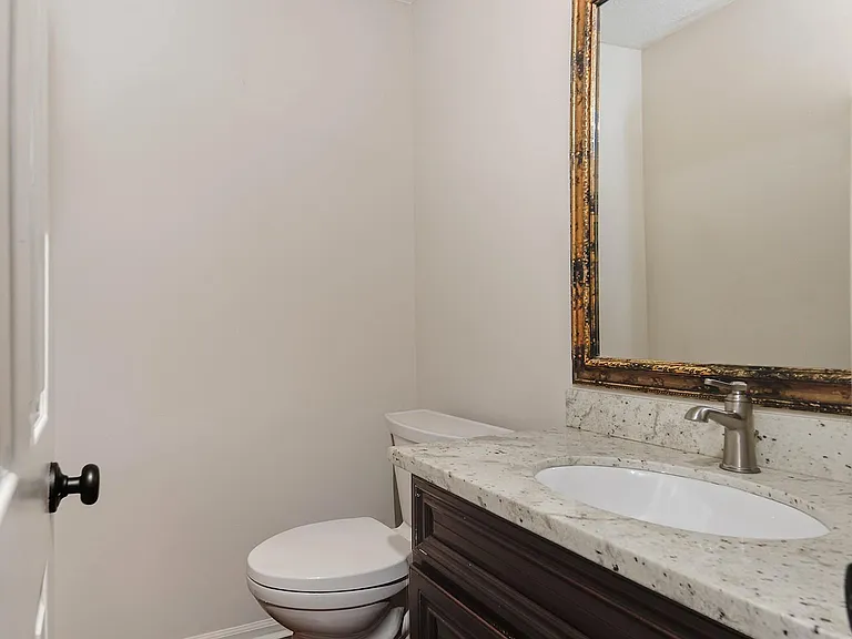 27 Berryfrost Ln — Photo 11