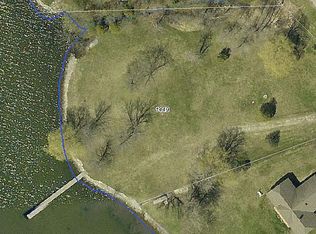 1449 Cove Rd, Sturgeon Bay, WI 54235