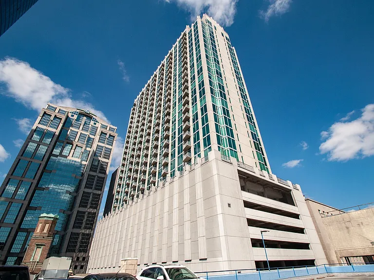 415 Church St #2106 — Photo 28