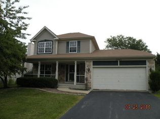 2643 N Cherry Cove Ln, Round Lake Beach, IL 60073