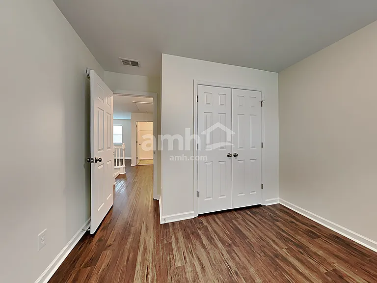 422 Lions Den Dr — Photo 13