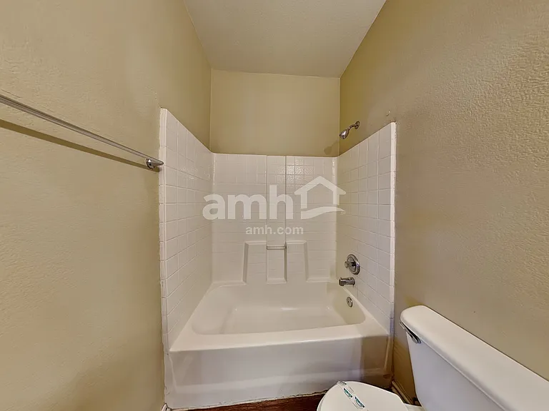 13240 W Watson Ln — Photo 18