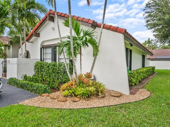 (undisclosed Address), Miami, FL 33186