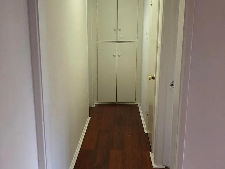 8815 Van Nuys Blvd #I — Photo 12