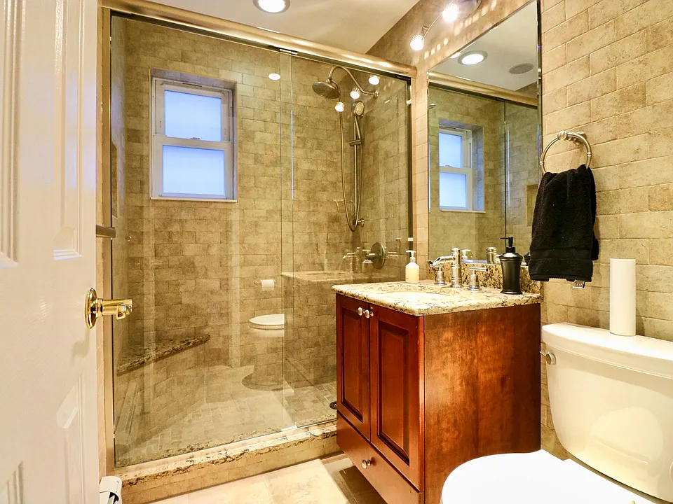 completely renovated Bathroom. Top of the line tiles and ceramics.