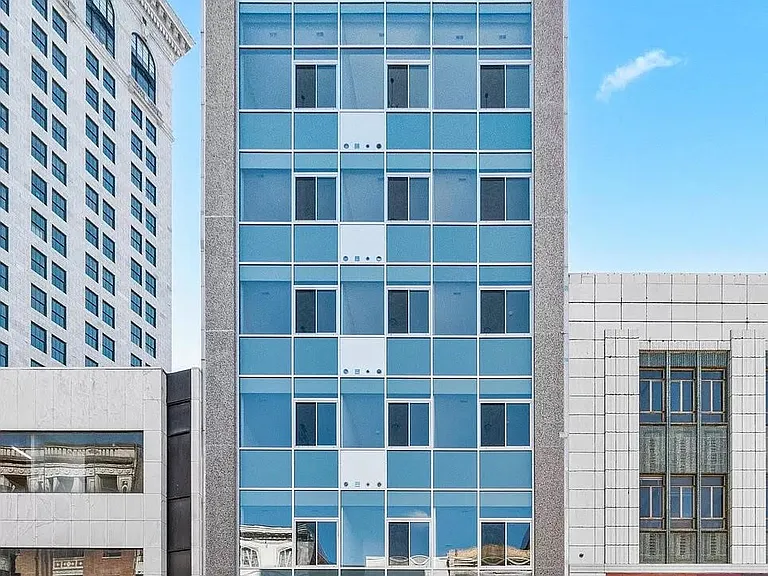109 W Lexington St #3C — Photo 1
