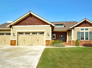 4406 SW New Forest Ct, Topeka, KS 66604