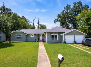 201 Virginia Dr, Mount Vernon, TX 75457