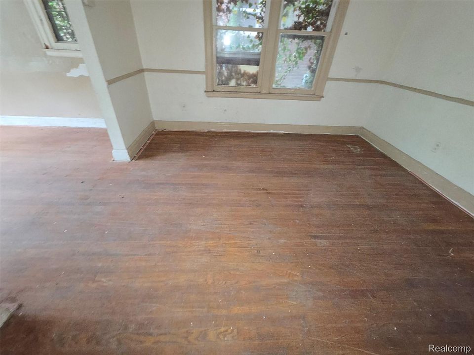 19th image of 5310 Grayton St