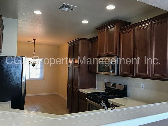 3rd image of 1960 Horseshoe Glen Cir