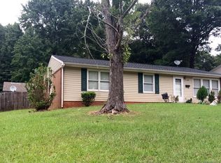 4023 Foxford Pl, Charlotte, NC 28215