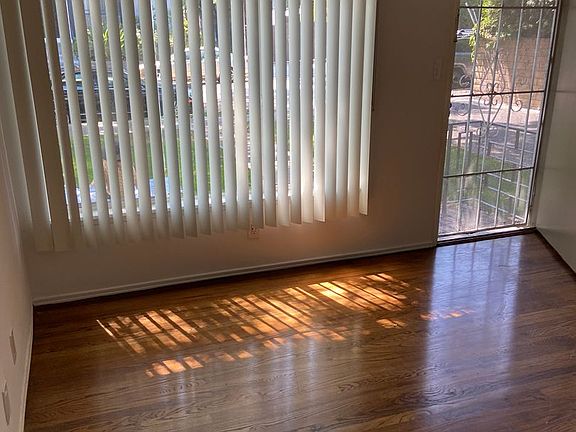 3rd image of 2064 Rodney Dr APT 1