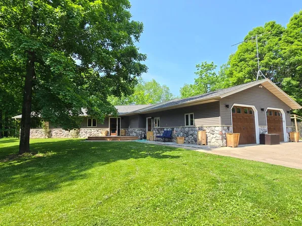 W9220 Kelly Ln, Deerbrook, WI 54424