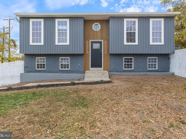 1110 Cedar Heights Dr, Capitol Heights, MD 20743