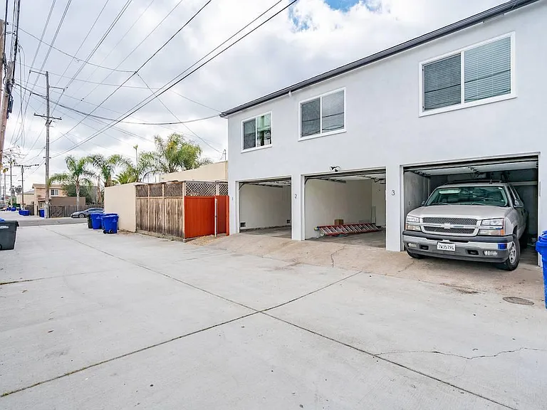 4511 Utah St — Photo 18