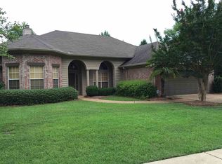349 Pinewood Ln, Ridgeland, MS 39157