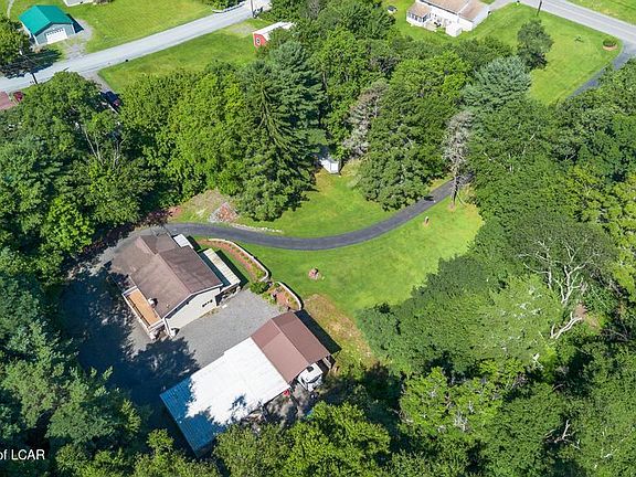 3rd image of 455 Chase Rd