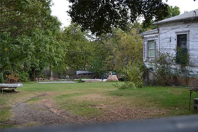 2nd image of 728 Springer Ave