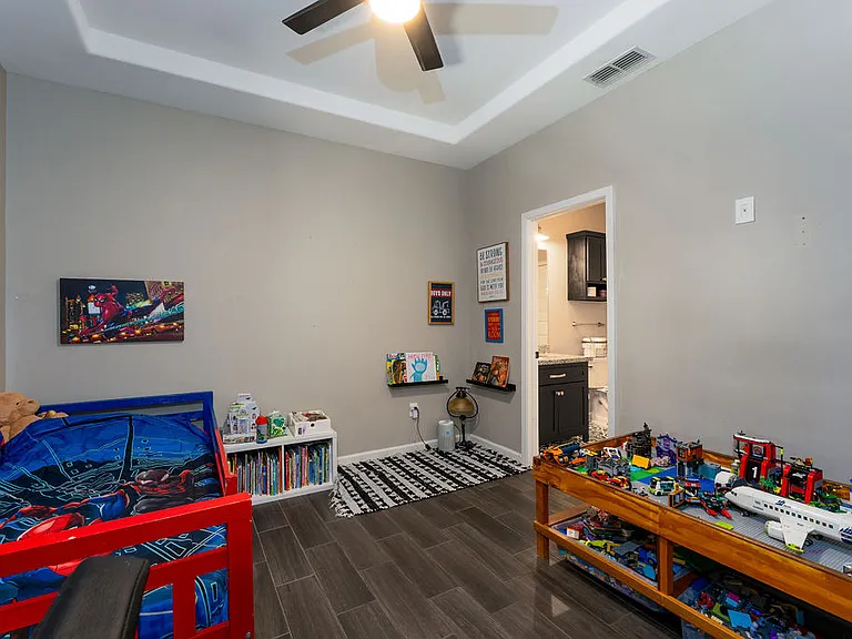 3819 Tolosa St — Photo 14