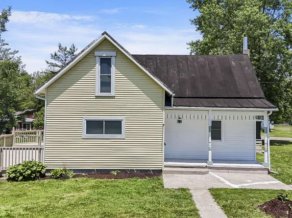 8055 Lock Rd, Centerburg, OH 43011