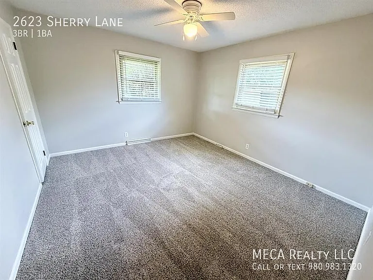 2623 Sherry Ln — Photo 14