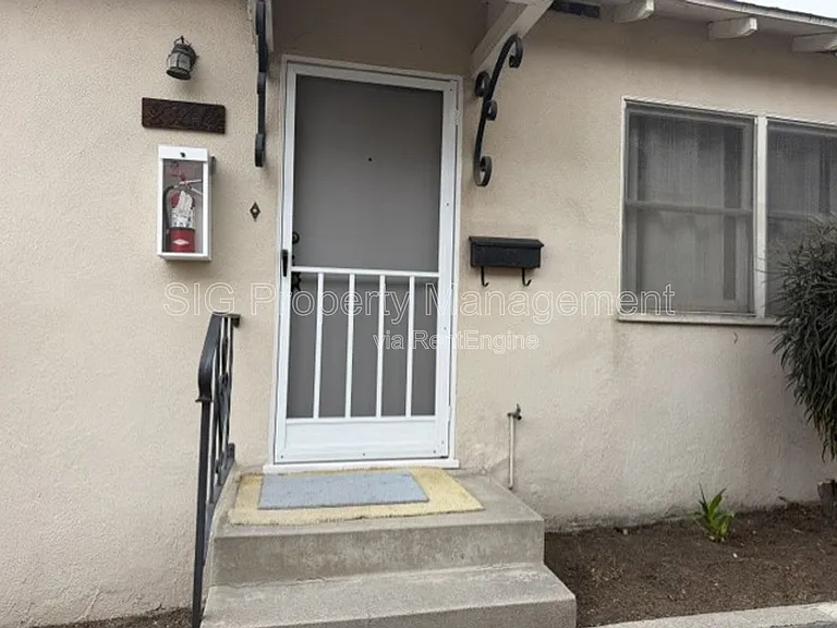 2341 Florencita Dr W — Photo 1