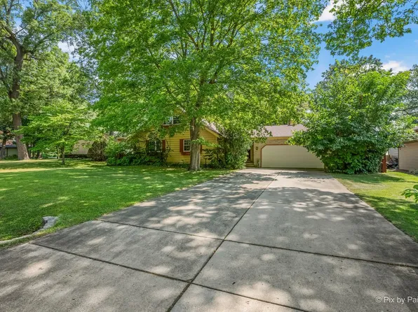 749 Cynthia Dr, Sandwich, IL 60548