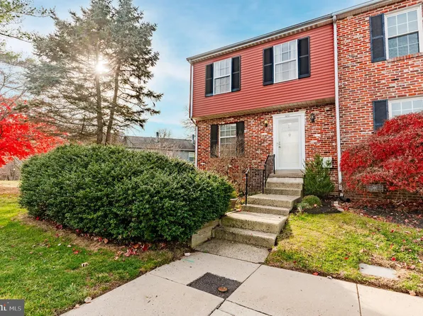 600 Seminole Gdns, Ambler, PA 19002