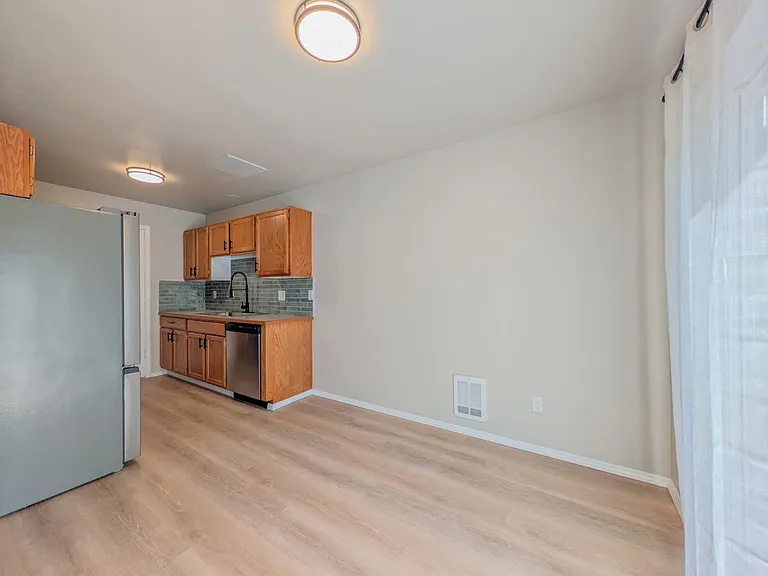 3632 Lakewood Rd — Photo 4