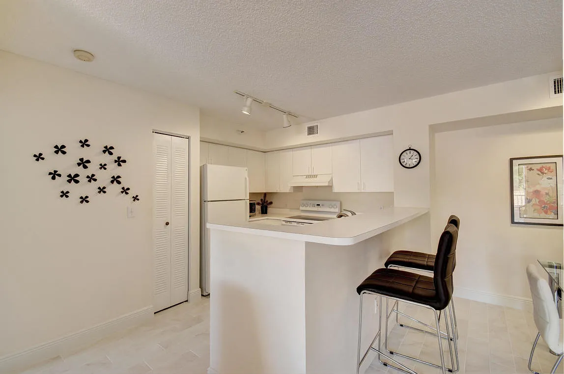 135 Yacht Club Way — Photo 2