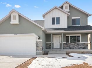 2228 E Lone Tree Pkwy, Eagle Mountain, UT 84005