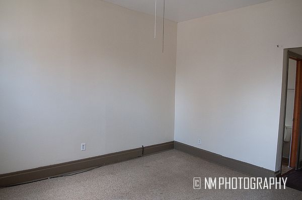 1st image of 2326 S Sacramento Ave APT 1F