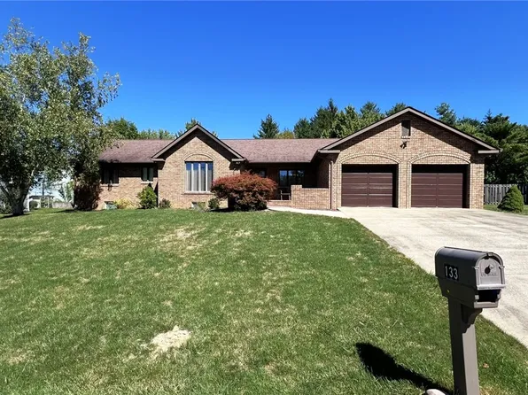 133 Ridgeview Dr, Ligonier, PA 15658
