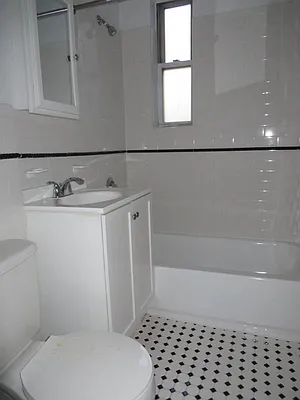 Rented by Bohemia Realty Group | media 10