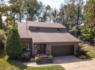 123 Deer Valley Dr, Sewickley, PA