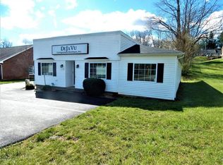 690 Radford St, Christiansburg, VA