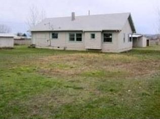 3647 Avenue H, White City, OR