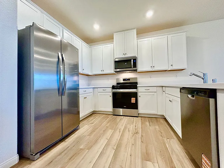 12480 Kings Creek Pl — Photo 8