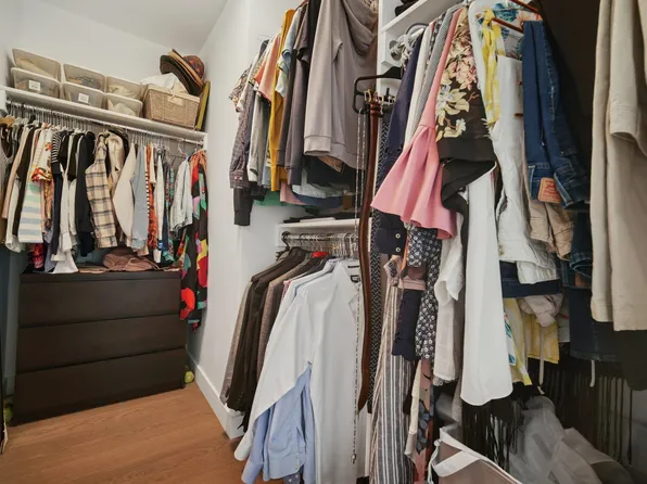 75 Park Lane South image 16 of 45