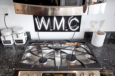 Sold by aptsandlofts.com