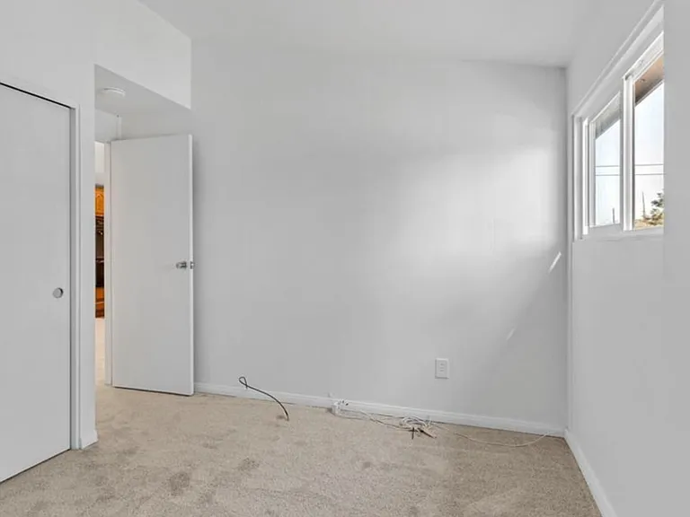 2604 Raymell Dr — Photo 9