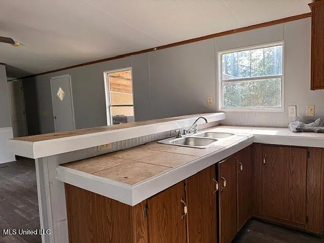 4 bed, 2.0 bath, 1216 sqft, $75,000 — Photo 3