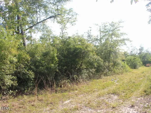 11816 Hibiscus St, Fountain, FL 32438