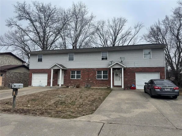 1022 Village Ln, Cape Girardeau, MO 63701