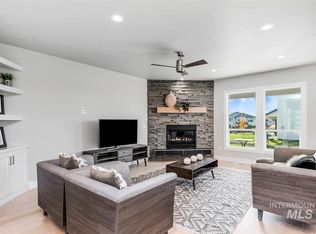 4921 W Eagle Lndg, Eagle, ID 83616