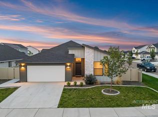 2574 E Whisper Wind Dr, Kuna, ID 83634
